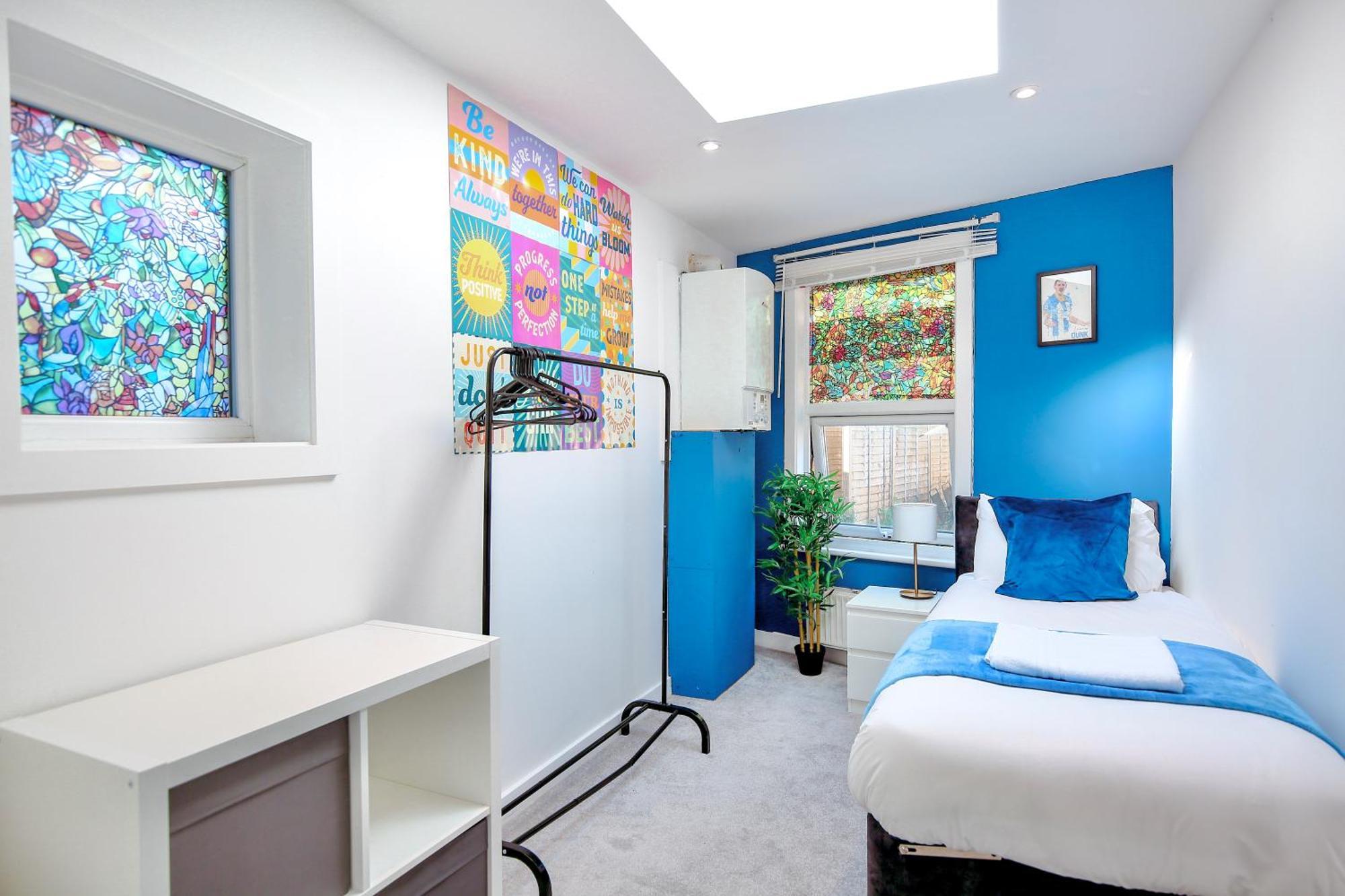 Three Bedroom House By Peacegrove Homes Short Lets & Serviced Accommodation Brighton With Free Wifi & Pet Friendly Kültér fotó